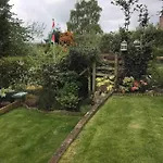 Bed & Breakfast House On The Hill *