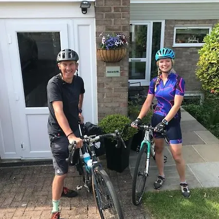 House On The Hill 里士满