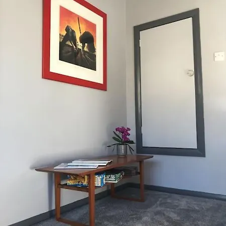 House On The Hill 里士满