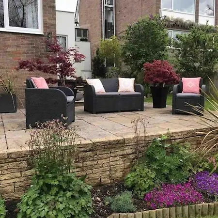 House On The Hill * Richmond (North Yorkshire)