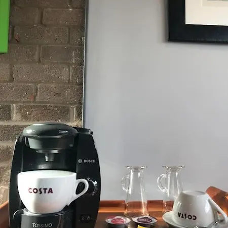 Bed & Breakfast House On The Hill